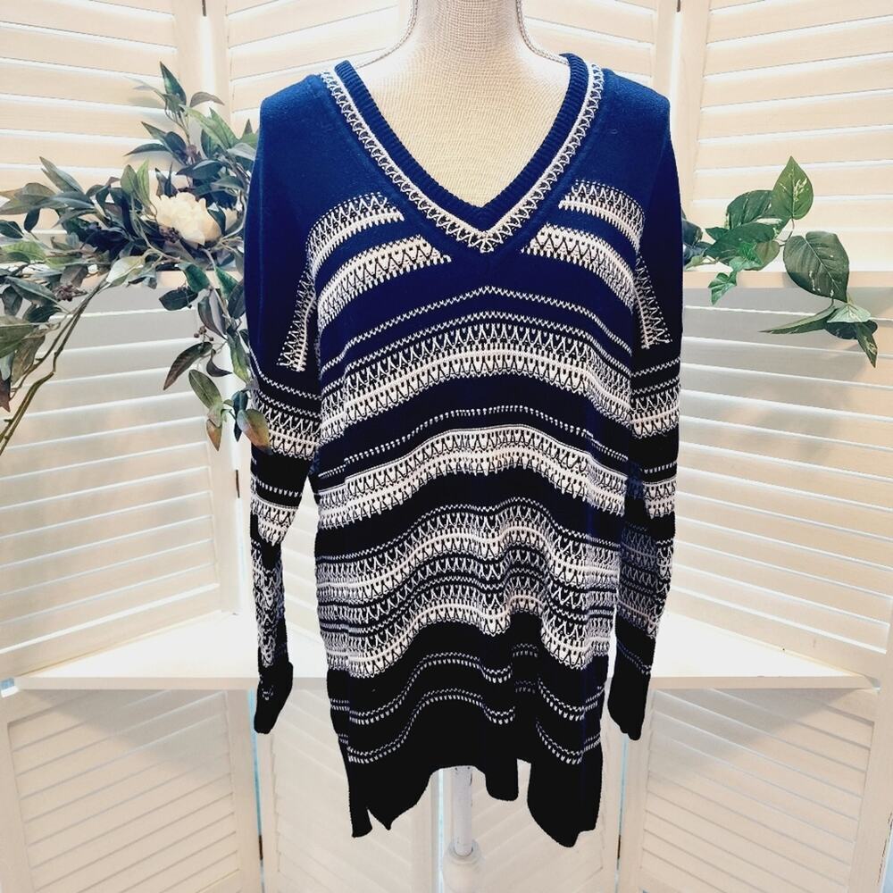 VINCE BLACK WHITE SLIT SIDE KNITTED SWEATER SIZE MED